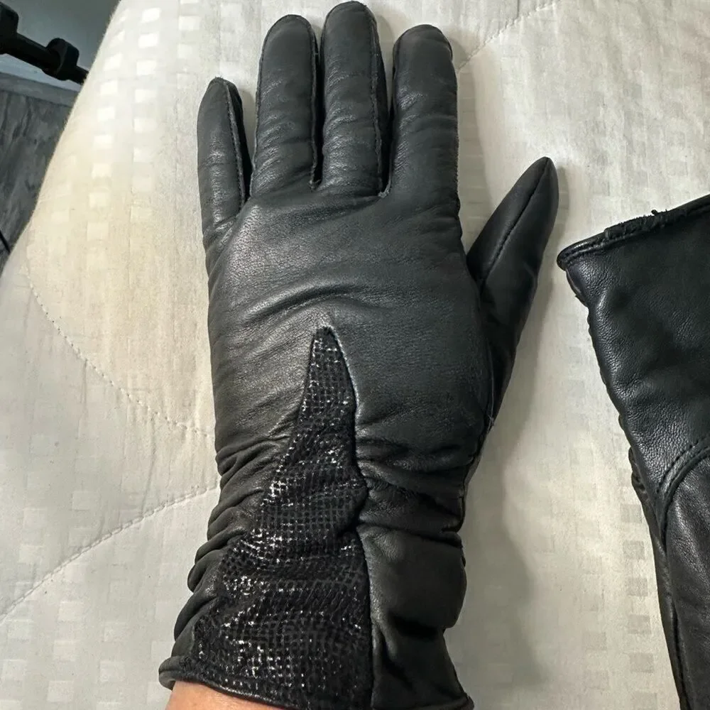 Wilsons Leather Womens Thinsulate Lined Touchpoint Leather Glove Black Small